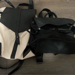Set of 2 backpacks